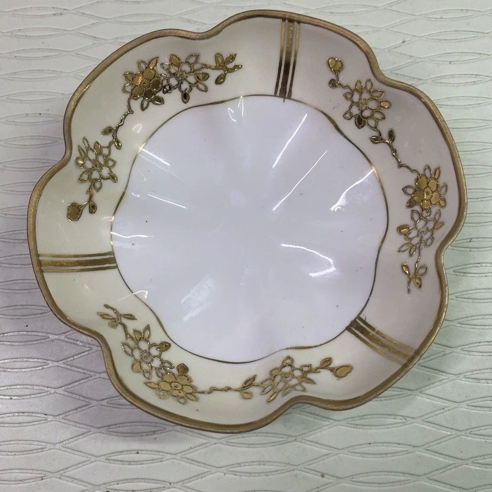 Noritake Goldette Round Dish w/ Flowers-Japan Gold Trim Handpainted-RARE 5.25